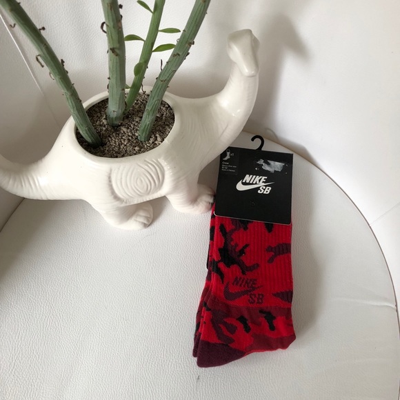 nike sb camo socks